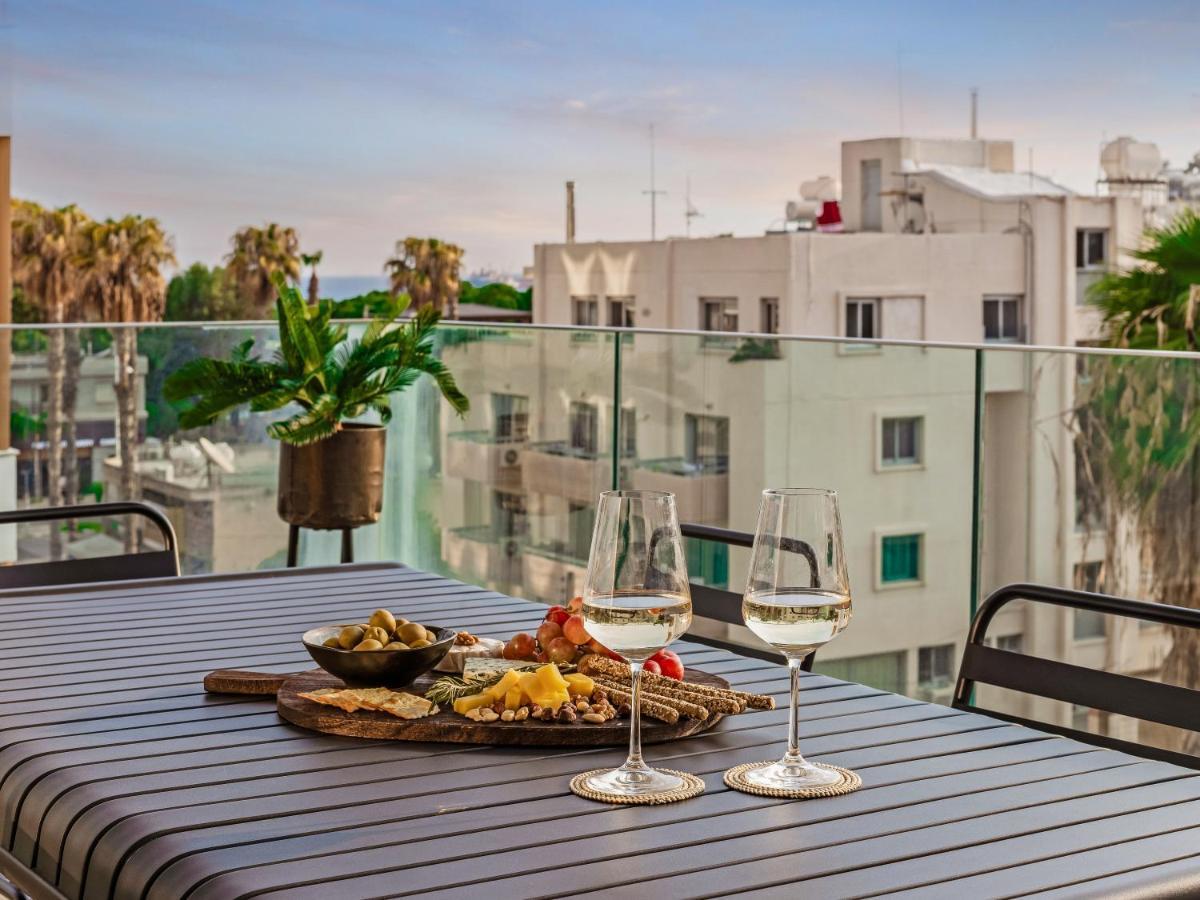 Sanders Evolution Apartment Limassol Bagian luar foto