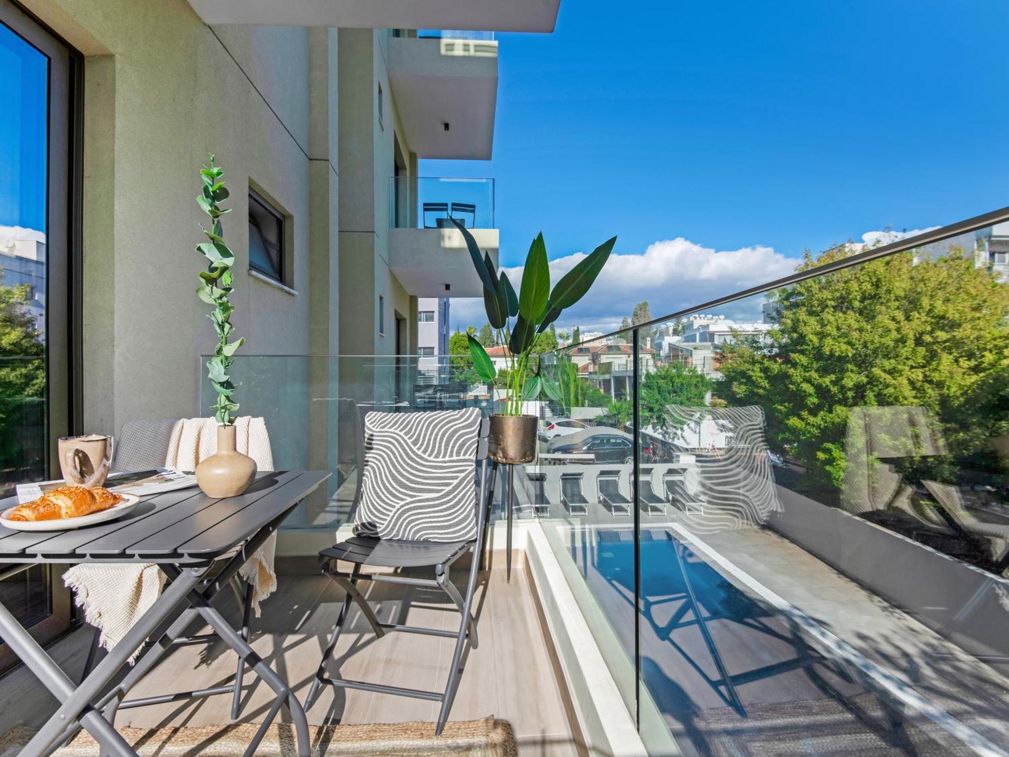 Sanders Evolution Apartment Limassol Bagian luar foto