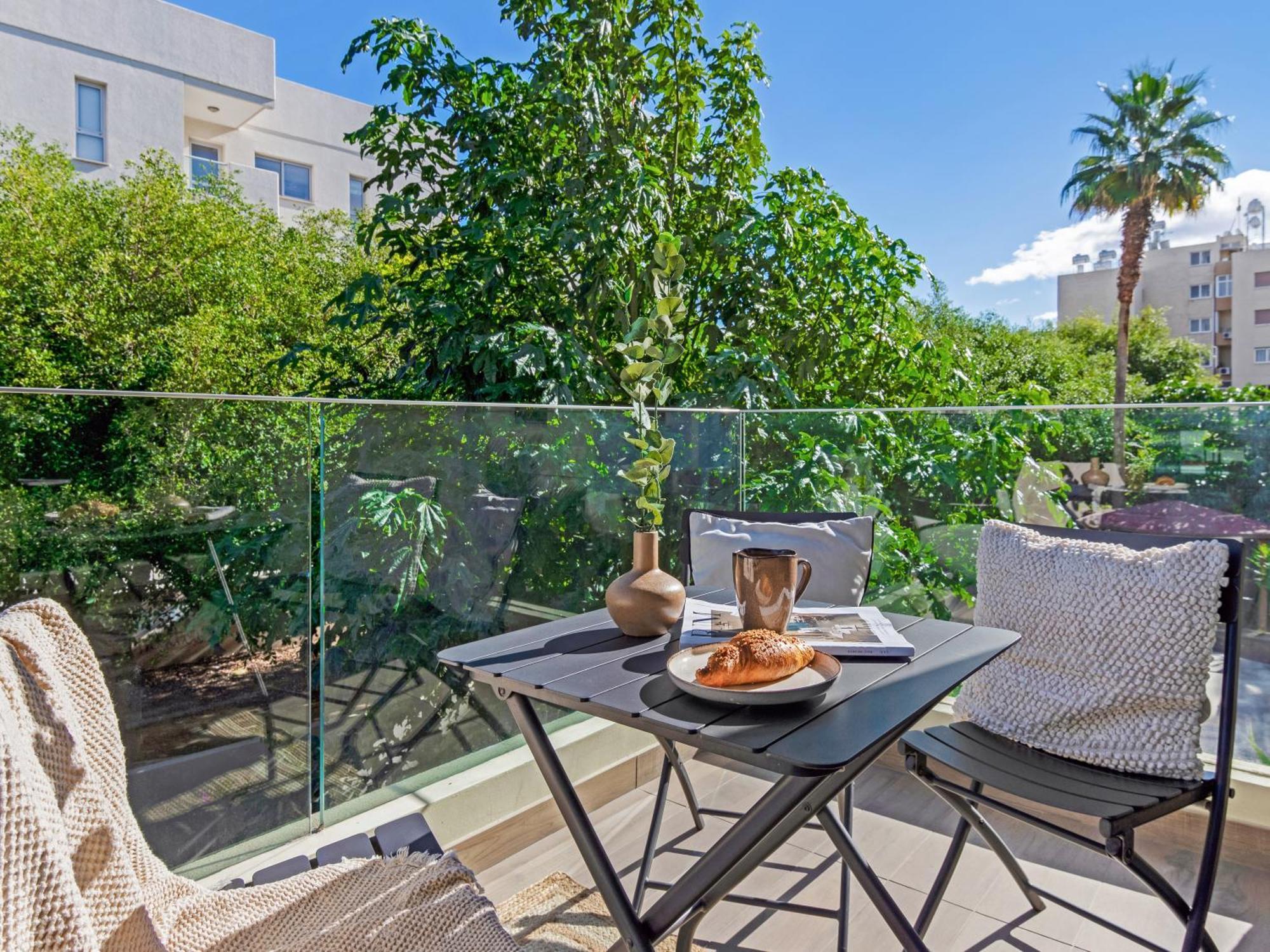 Sanders Evolution Apartment Limassol Bagian luar foto